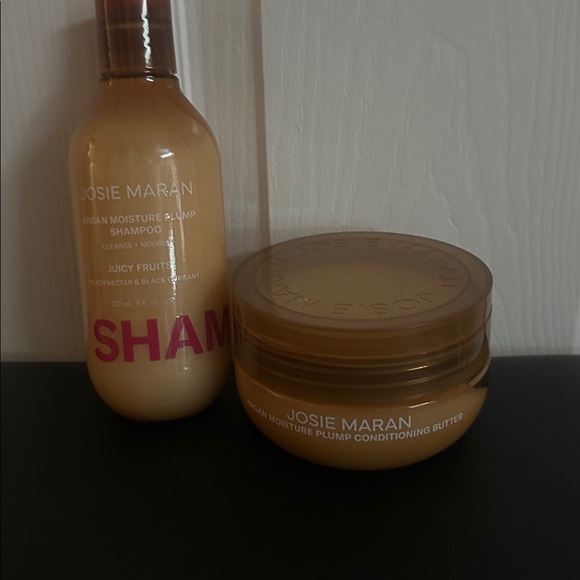 JOSIE MARAN Argan Moisture Plump Shampoo and Conditioning Butter - Cream and Tan - Picture 1 of 3
